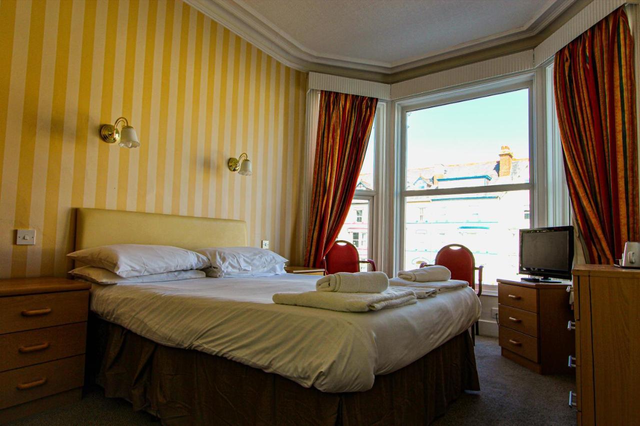 New Loretta Hotel Llandudno Zewnętrze zdjęcie